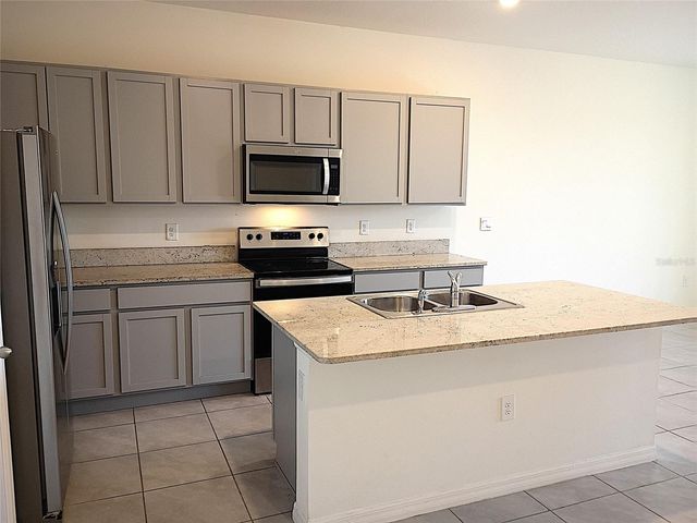 34346 REDWOOD DAWN LANE, Wesley Chapel, FL 33543