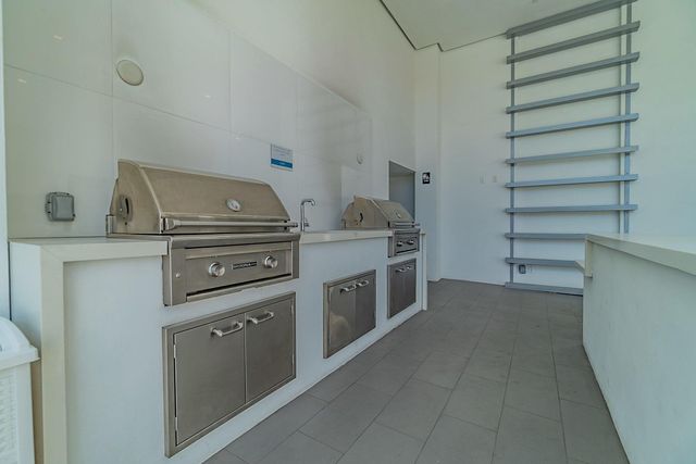 111 SE 1st Avenue 512, Delray Beach, FL 33444