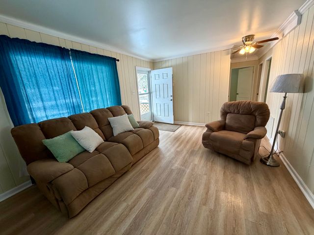 75 Indian Trail, Merrillville, IN 46410