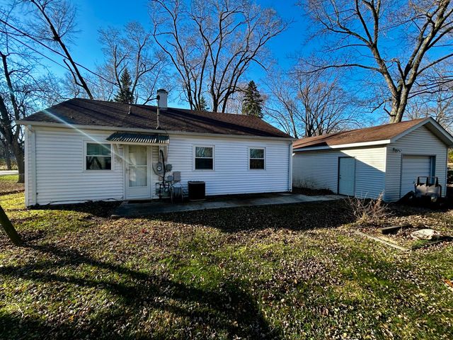 75 Indian Trail, Merrillville, IN 46410