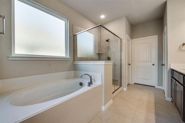 1533 Sidewinder Trail, Weatherford, TX 76087