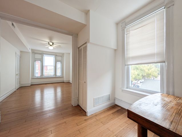 2025 W Coulter Street 3, Chicago, IL 60608