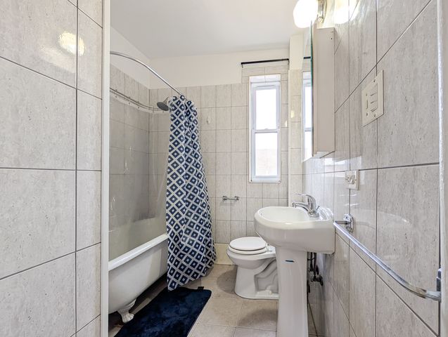 2025 W Coulter Street 3, Chicago, IL 60608