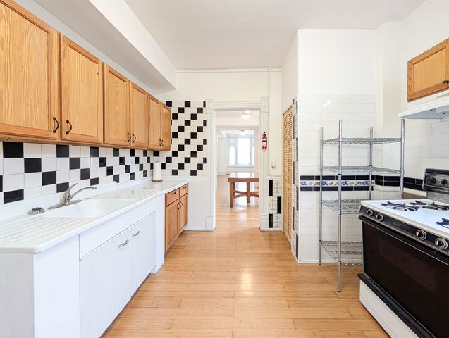 2025 W Coulter Street 3, Chicago, IL 60608
