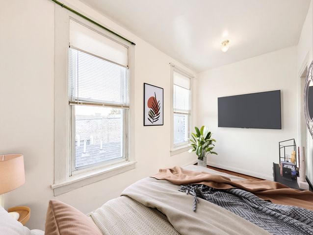 2025 W Coulter Street 3, Chicago, IL 60608