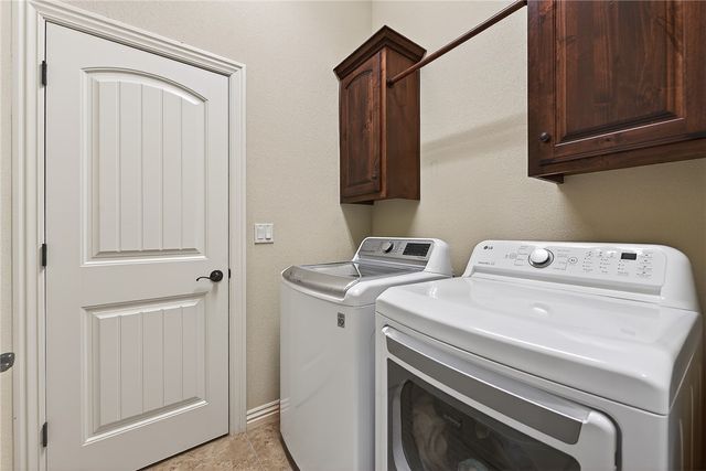 4601 West Langmead Drive, Rogers, AR 72758
