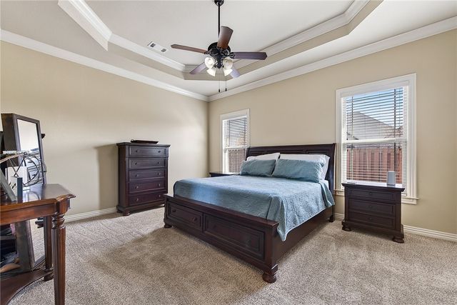 4601 West Langmead Drive, Rogers, AR 72758