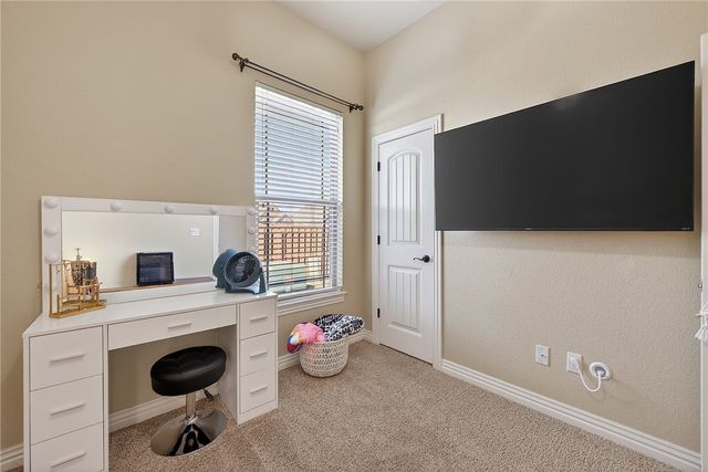 4601 West Langmead Drive, Rogers, AR 72758