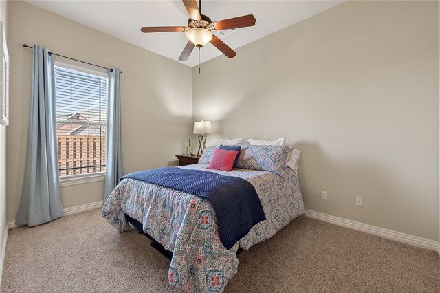 4601 West Langmead Drive, Rogers, AR 72758