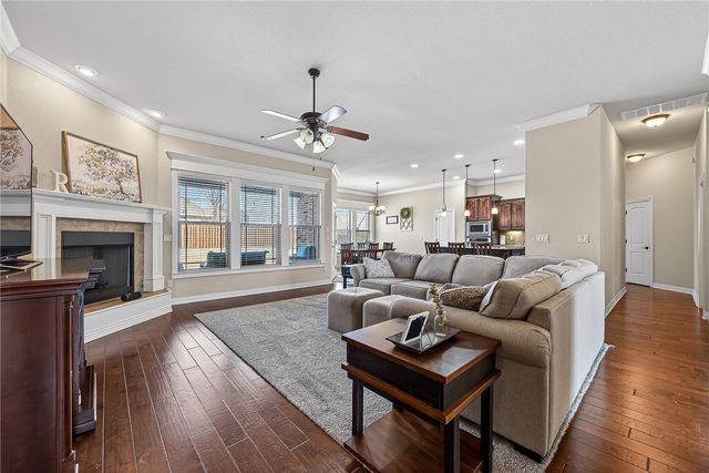 4601 West Langmead Drive, Rogers, AR 72758