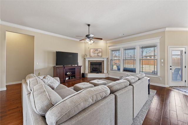 4601 West Langmead Drive, Rogers, AR 72758