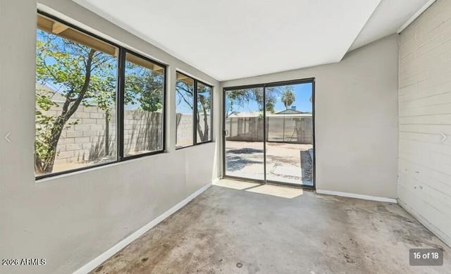 3520 W BANFF Lane, Phoenix, AZ 85053