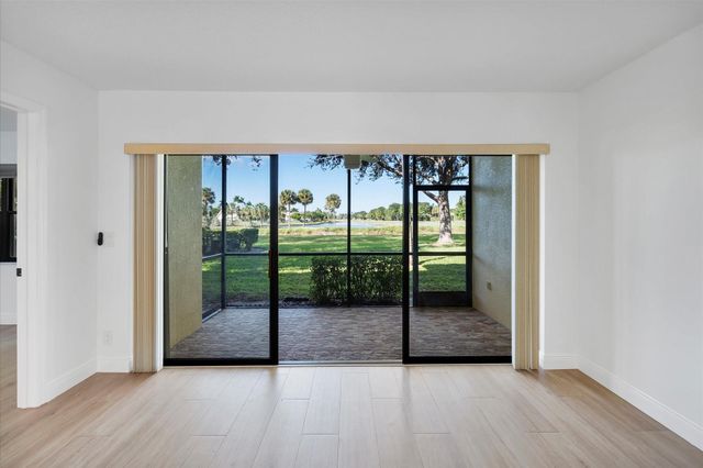 2900 SW 22nd Cir 221E, Delray Beach, FL 33445