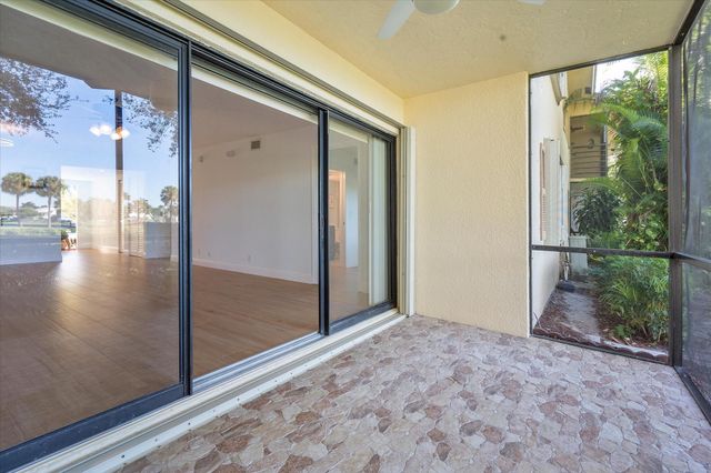 2900 SW 22nd Cir 221E, Delray Beach, FL 33445