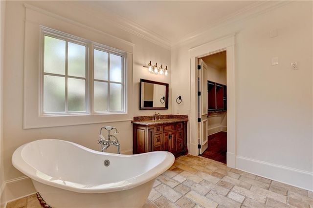 838 Middle Fork Trail, Suwanee, GA 30024