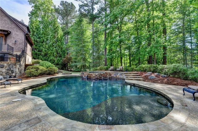 838 Middle Fork Trail, Suwanee, GA 30024
