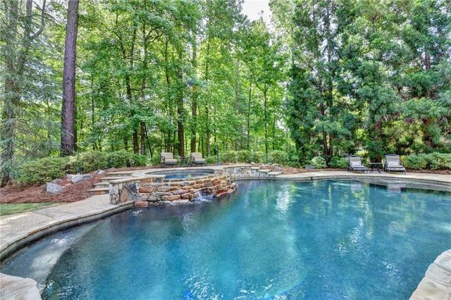 838 Middle Fork Trail, Suwanee, GA 30024