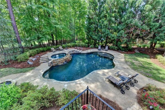 838 Middle Fork Trail, Suwanee, GA 30024