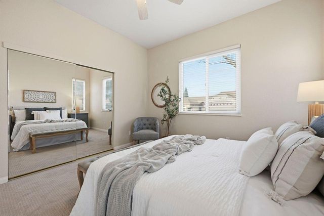 682 Diamond Glen Cir, Folsom, CA 95630