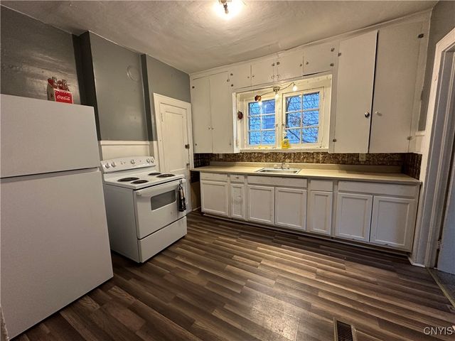 63 East Utica Street, Oswego, NY 13126