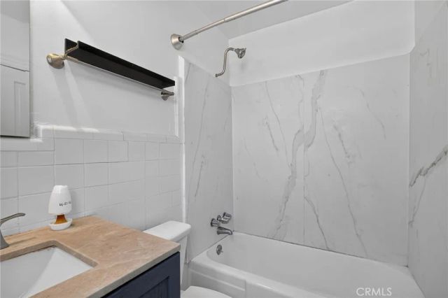 1274 S Beverly Glen, Los Angeles, CA 90024