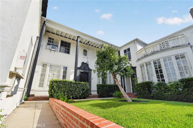 1274 S Beverly Glen, Los Angeles, CA 90024