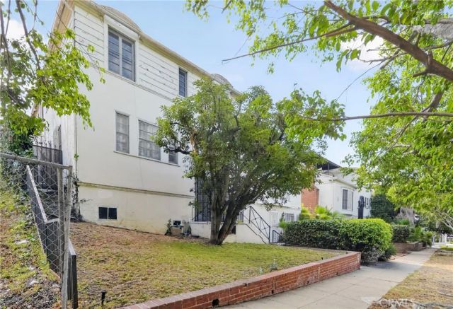 1274 S Beverly Glen, Los Angeles, CA 90024