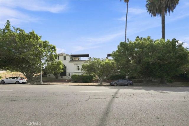 1274 S Beverly Glen, Los Angeles, CA 90024