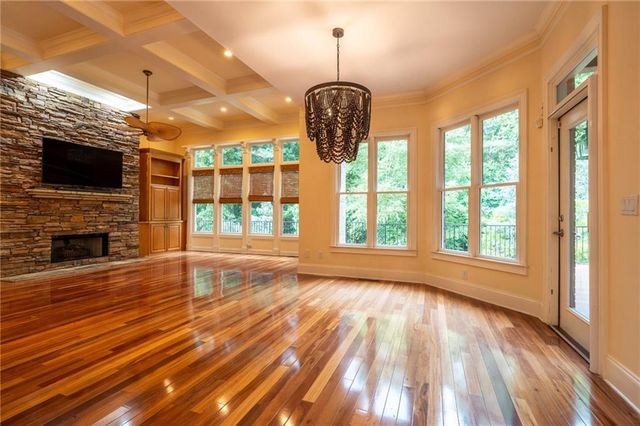 207 Gold Leaf Lane, Canton, GA 30114