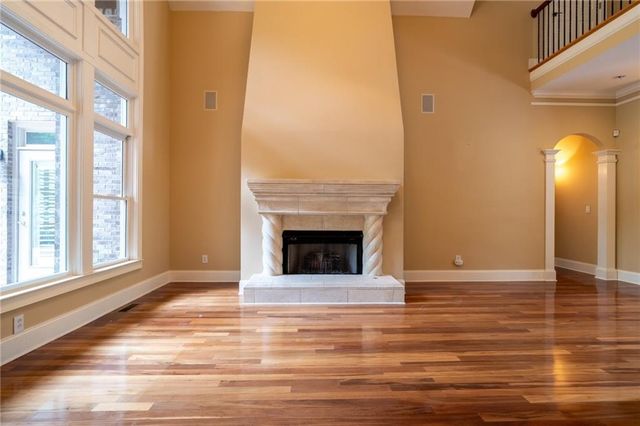 207 Gold Leaf Lane, Canton, GA 30114
