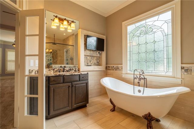 207 Gold Leaf Lane, Canton, GA 30114