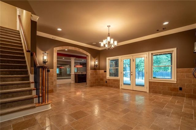 207 Gold Leaf Lane, Canton, GA 30114
