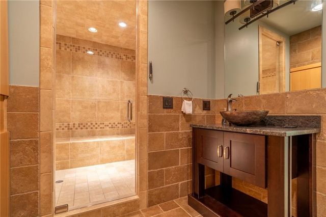 207 Gold Leaf Lane, Canton, GA 30114