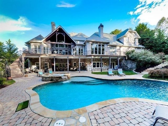 207 Gold Leaf Lane, Canton, GA 30114