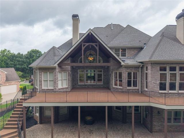 207 Gold Leaf Lane, Canton, GA 30114