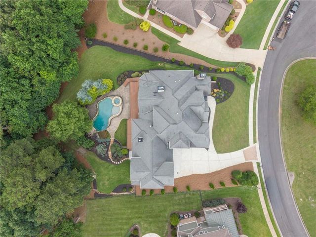 207 Gold Leaf Lane, Canton, GA 30114