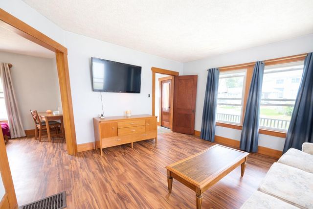 856 Capital Avenue NE, Battle Creek, MI 49017