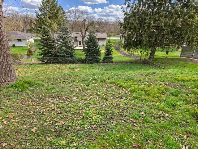 856 Capital Avenue NE, Battle Creek, MI 49017