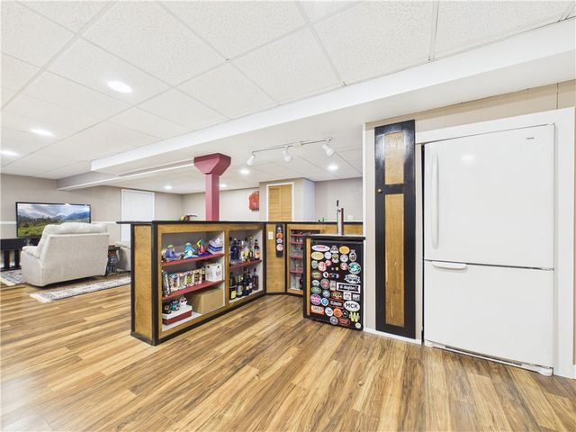 615 Taunton Avenue, Seekonk, MA 02771