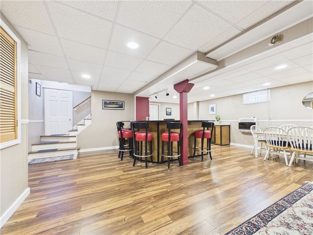 615 Taunton Avenue, Seekonk, MA 02771