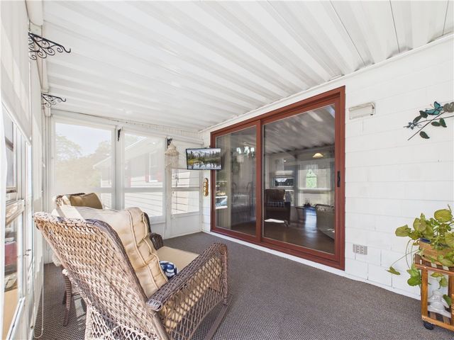 615 Taunton Avenue, Seekonk, MA 02771