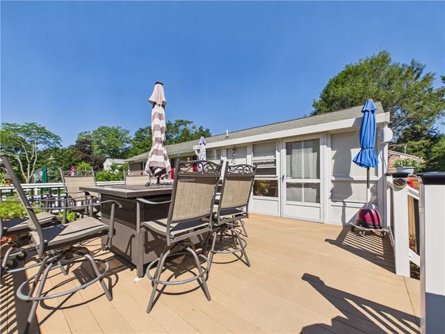 615 Taunton Avenue, Seekonk, MA 02771