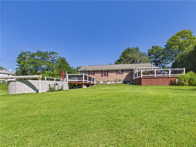 615 Taunton Avenue, Seekonk, MA 02771