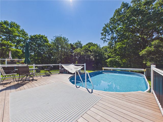 615 Taunton Avenue, Seekonk, MA 02771