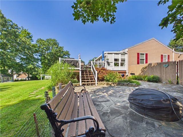 615 Taunton Avenue, Seekonk, MA 02771