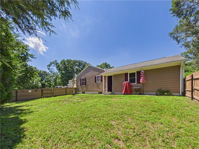615 Taunton Avenue, Seekonk, MA 02771