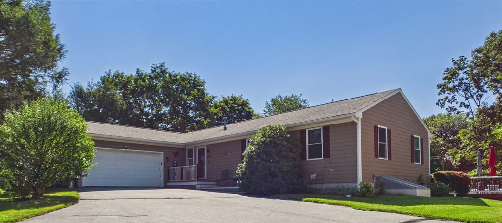 615 Taunton Avenue, Seekonk, MA 02771