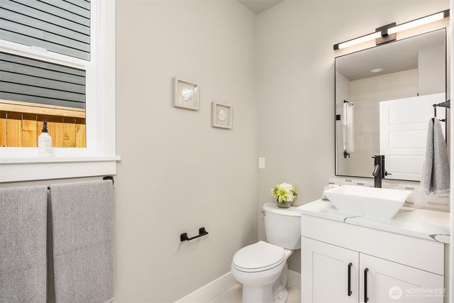15002 75th Avenue NE, Kenmore, WA 98028