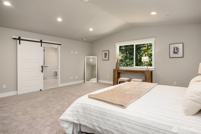 15002 75th Avenue NE, Kenmore, WA 98028