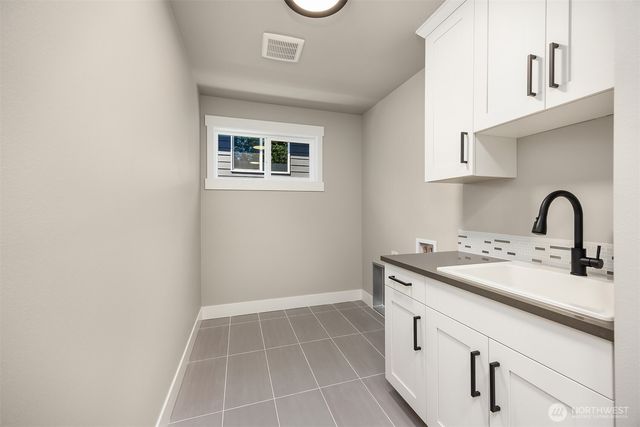 15002 75th Avenue NE, Kenmore, WA 98028